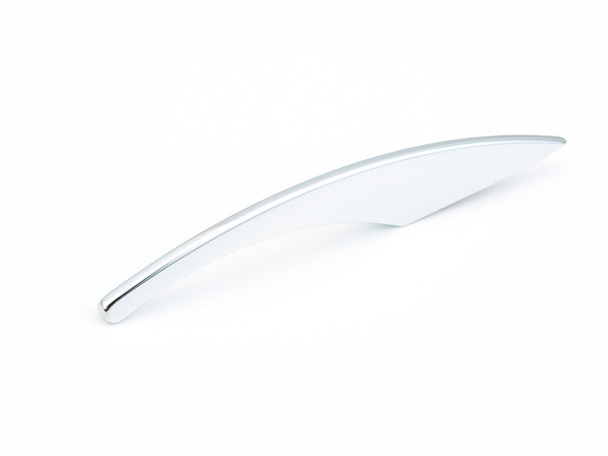 Schaub and Company 307 Sorrento Collection 32 mm Center Cabinet Designer Pull