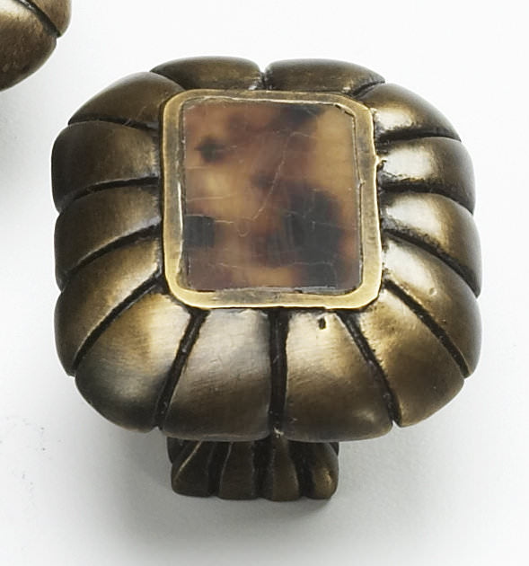 Schaub and Company 851 Maitland-Smith Design 1-1/2 Inch x 1-1/4 Inch Designer Cabinet Knob